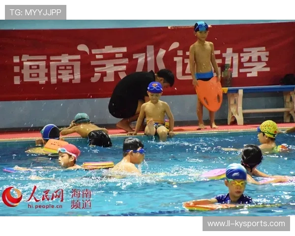 游泳青训教练交流夏令营开营,暑期游泳教练工作视频 游泳青训教练交流夏令营开营,暑期游泳教练工作视频